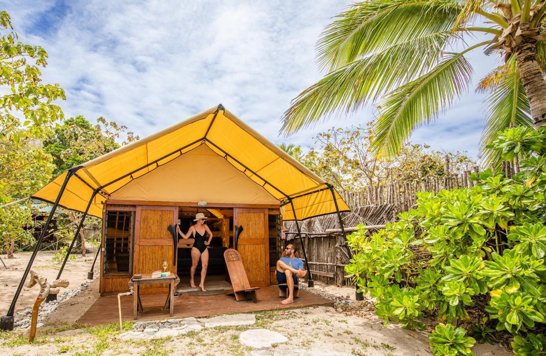 Barefoot Kuata Island Resort Exterior photo